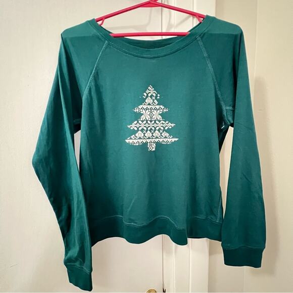 Jane and Bleecker Green Christmas Tree Shirt Size Small - Picture 1 of 6